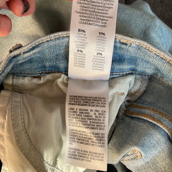 MOTHER Blue Ankle Cropped Jeans with Distressed Details - Picture 8 of 9